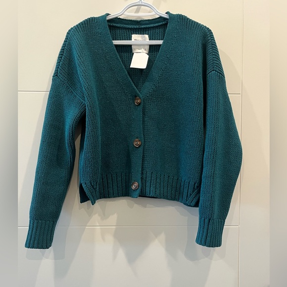 Abercrombie & Fitch Sweaters - Abercrombie & Fitch Green Button-Up Cardigan